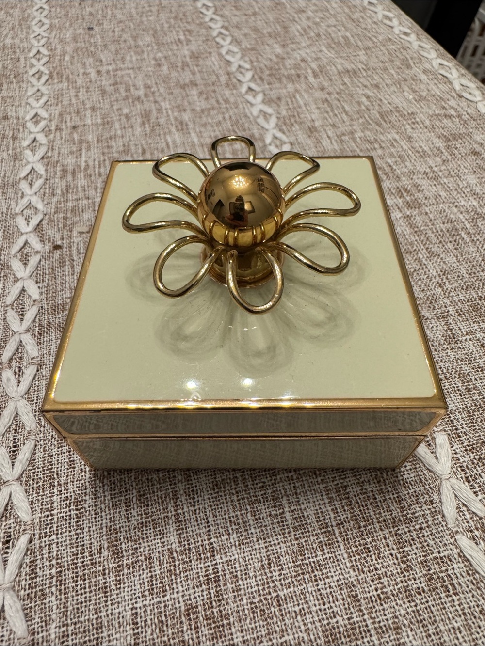 Kate Spade Gold and Cream Decorative Jewelry Trinket Box